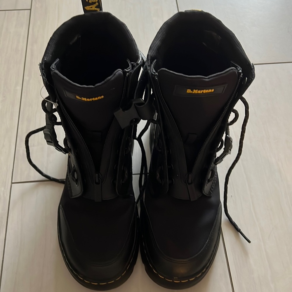 Doc Martens combs tech jungle casual boots.